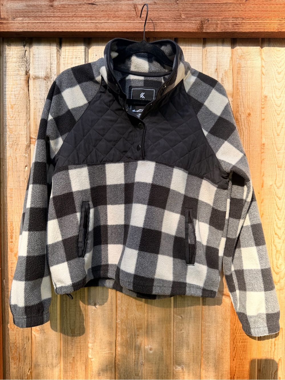 Kyodan Gray and Cream Check Fleece Jacket